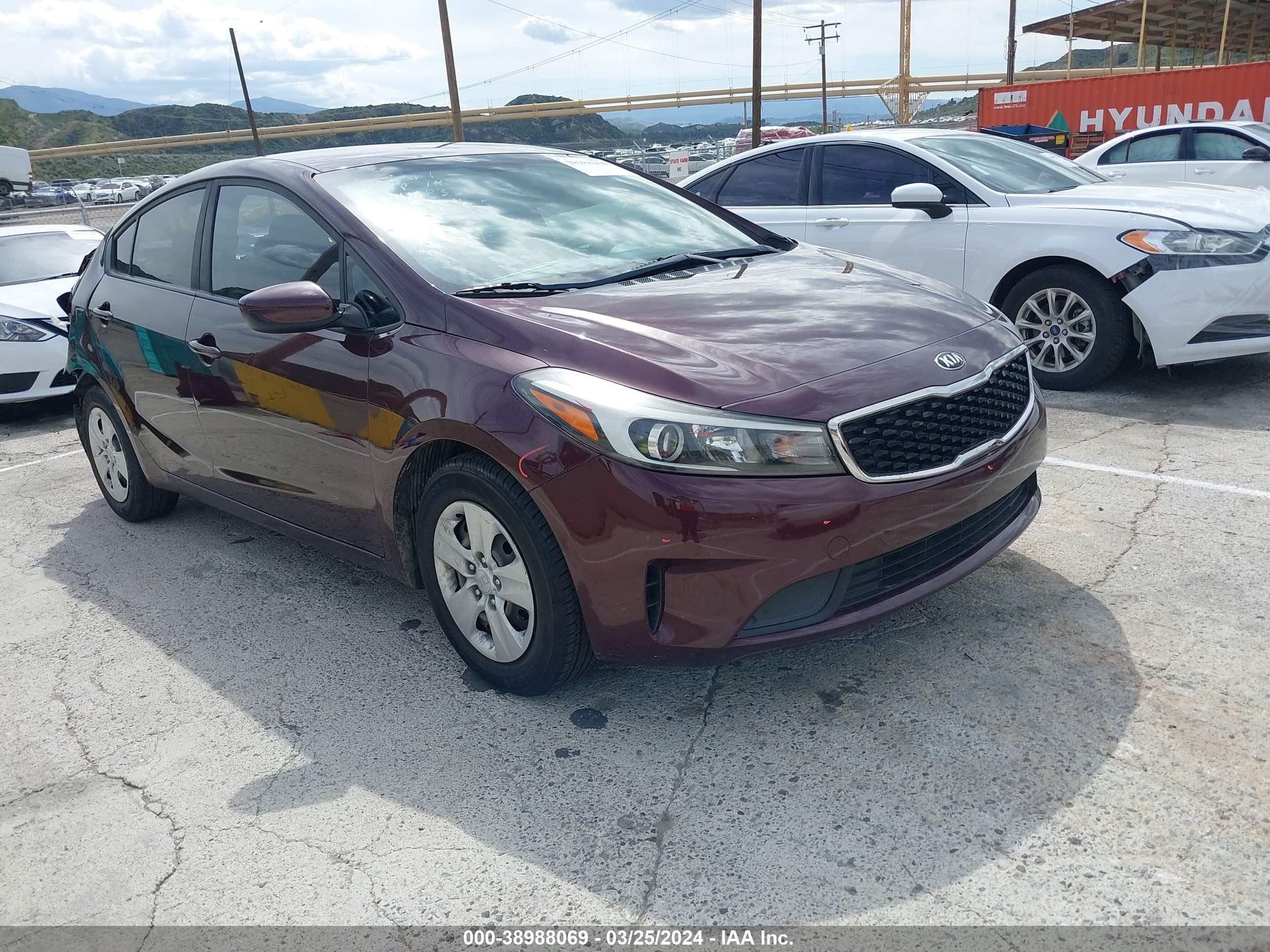 KIA FORTE 2018 3kpfk4a7xje204210