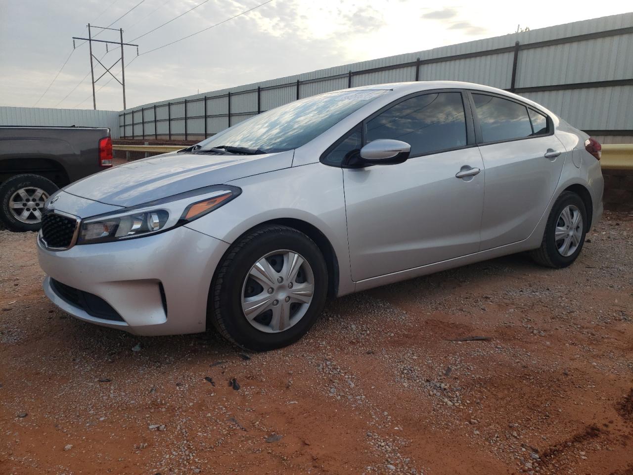 KIA FORTE 2018 3kpfk4a7xje236834