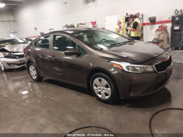 KIA FORTE 2017 3kpfl4a70he011426