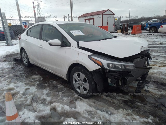 KIA FORTE 2017 3kpfl4a70he074722