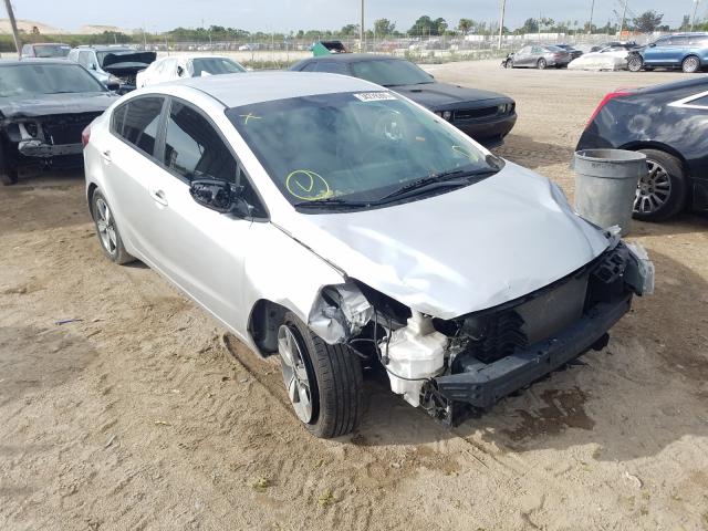 KIA FORTE LX 2018 3kpfl4a70je210983