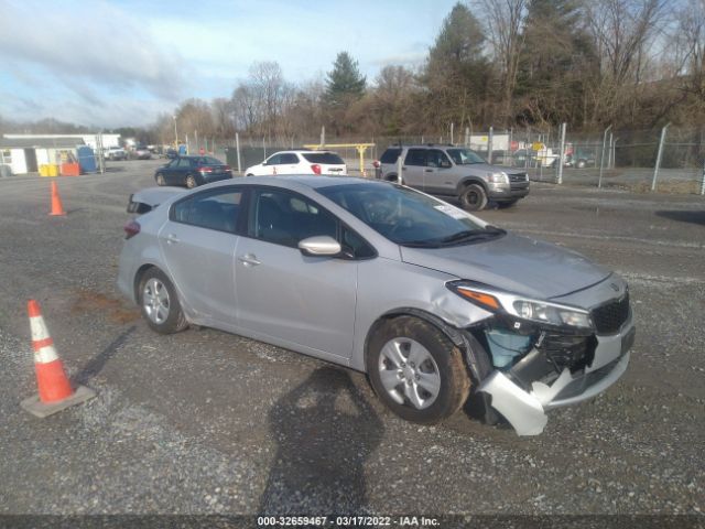 KIA FORTE 2017 3kpfl4a71he127296