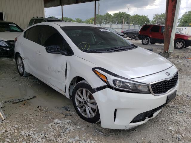 KIA FORTE LX 2017 3kpfl4a71he132384