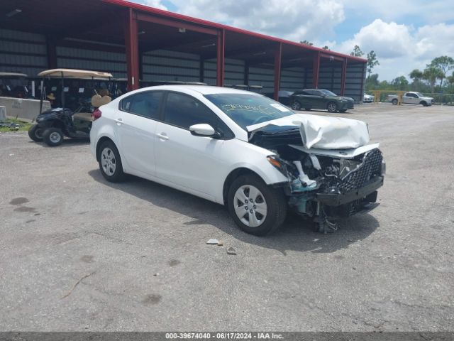 KIA FORTE 2017 3kpfl4a71he149122