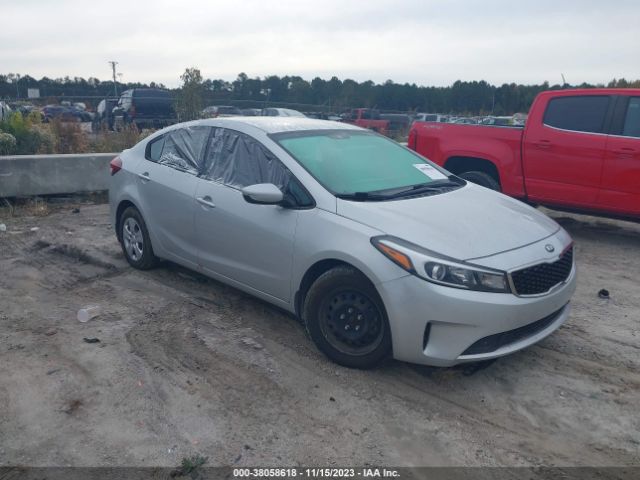 KIA FORTE 2018 3kpfl4a71je226559