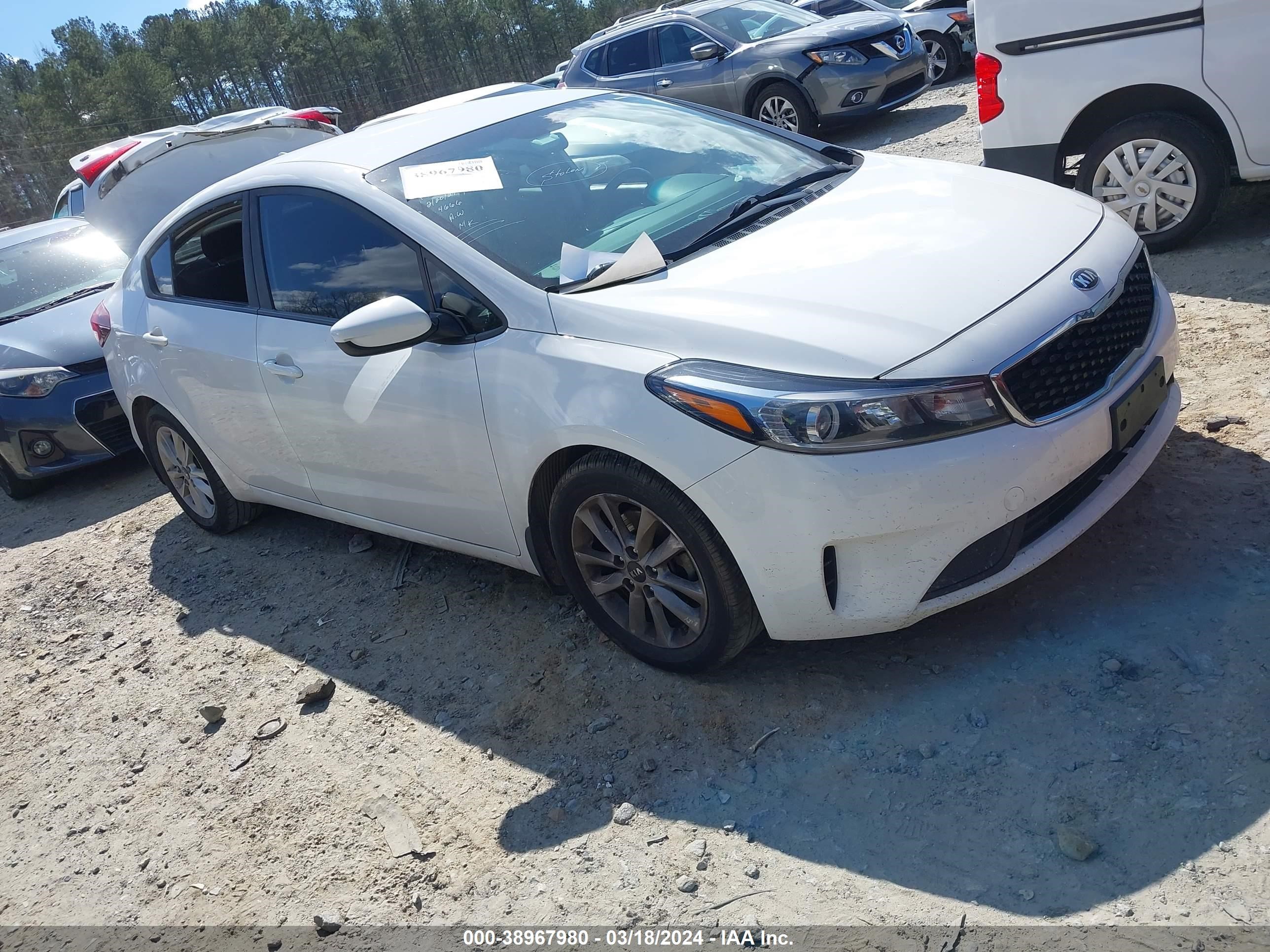 KIA FORTE 2017 3kpfl4a72he014666