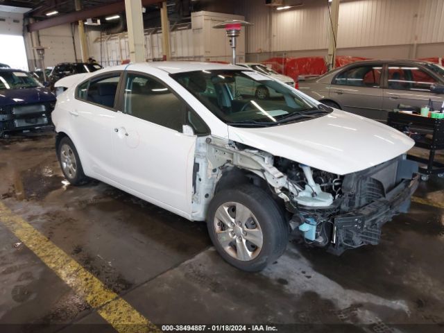 KIA FORTE 2017 3kpfl4a72he042659