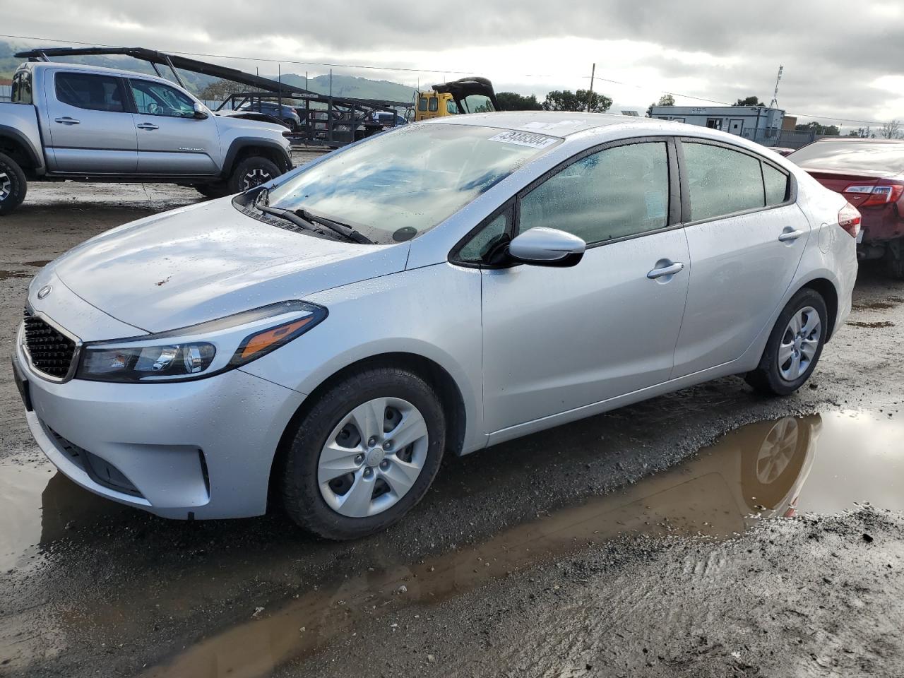 KIA FORTE 2018 3kpfl4a72je195189