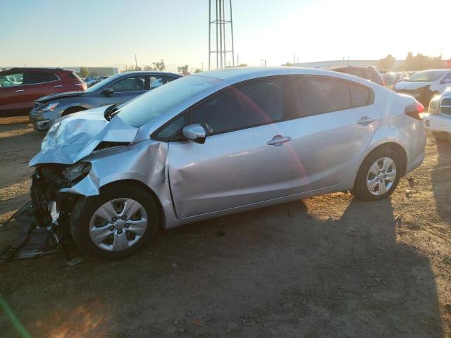 KIA FORTE LX 2018 3kpfl4a72je205865