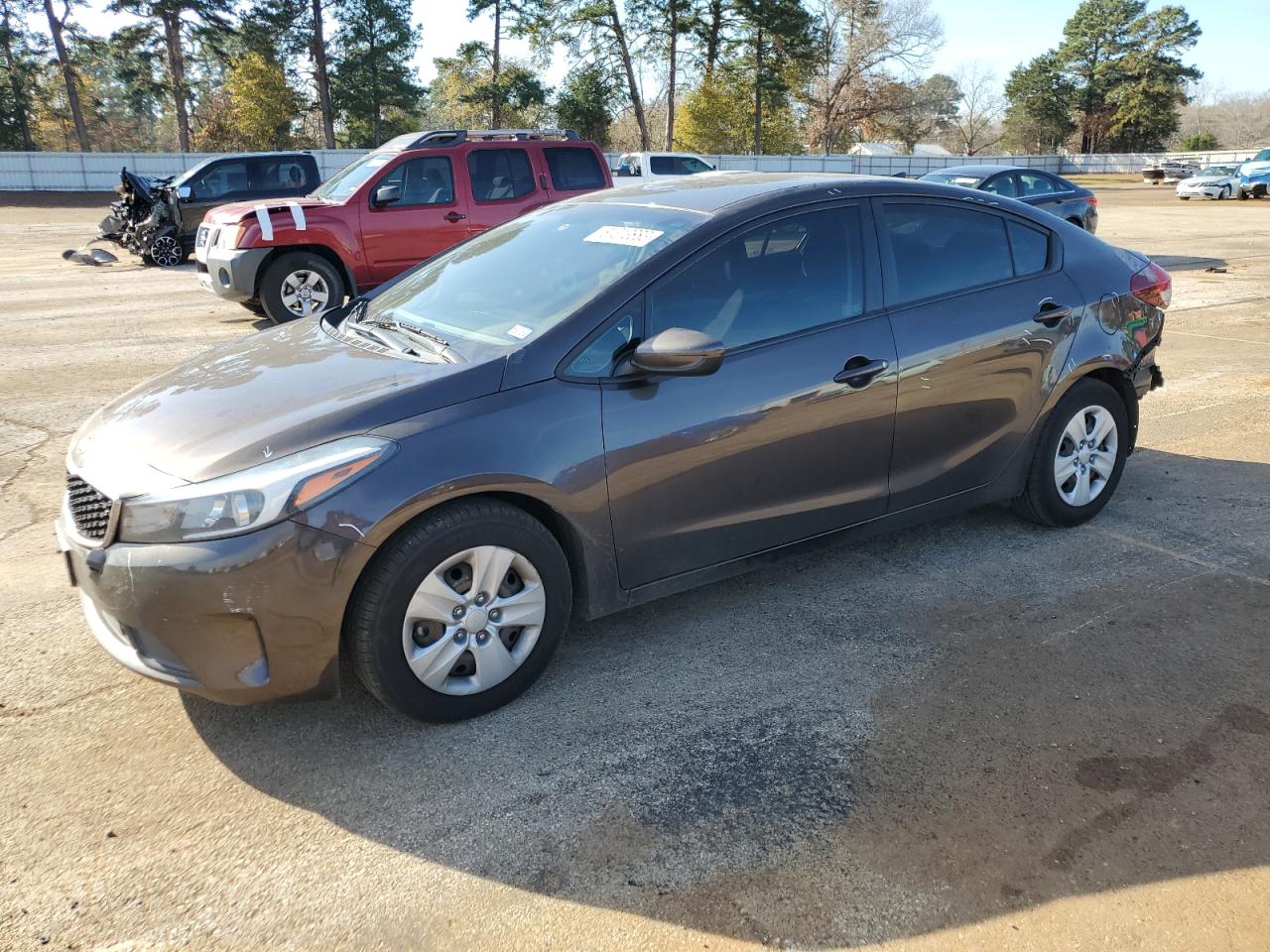 KIA FORTE 2018 3kpfl4a72je217529