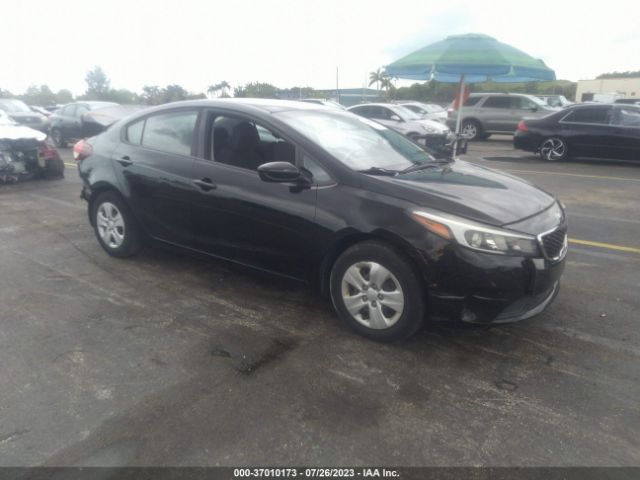 KIA FORTE 2018 3kpfl4a72je247520