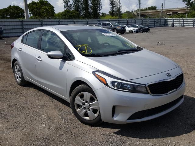 KIA FORTE LX 2017 3kpfl4a73he137375