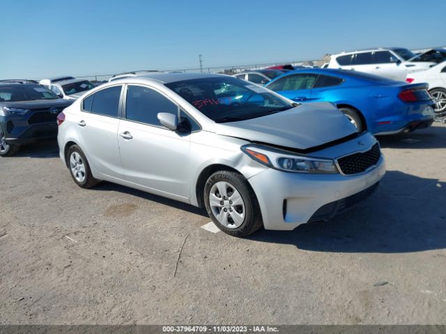 KIA FORTE 2018 3kpfl4a73je206944