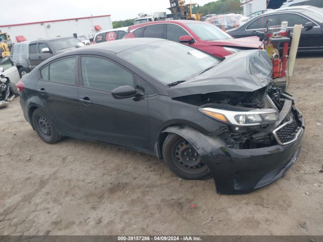 KIA FORTE 2018 3kpfl4a73je256422