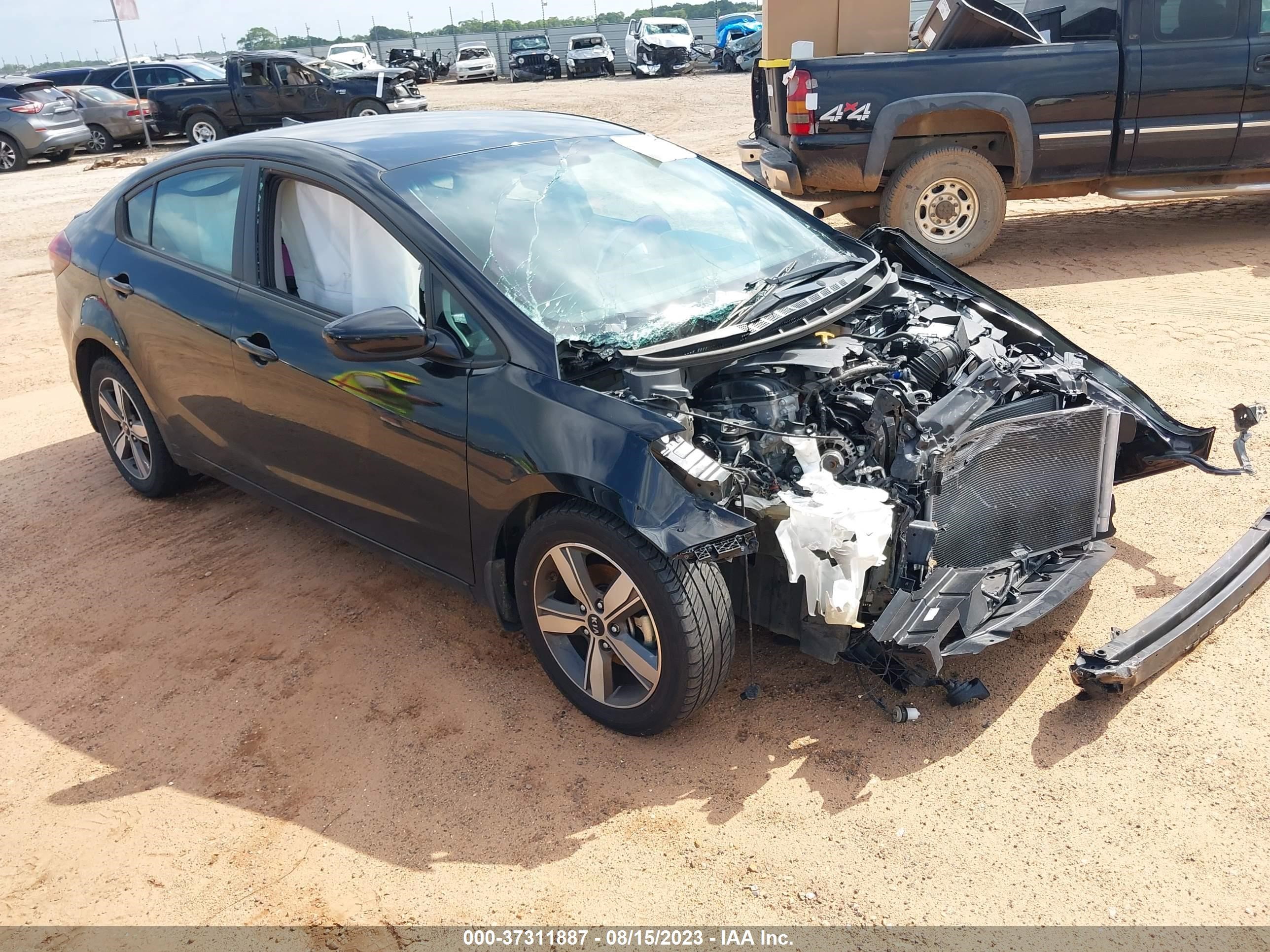 KIA FORTE 2018 3kpfl4a73je281479