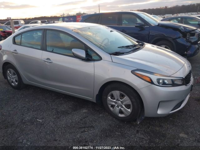 KIA FORTE 2018 3kpfl4a74je178748