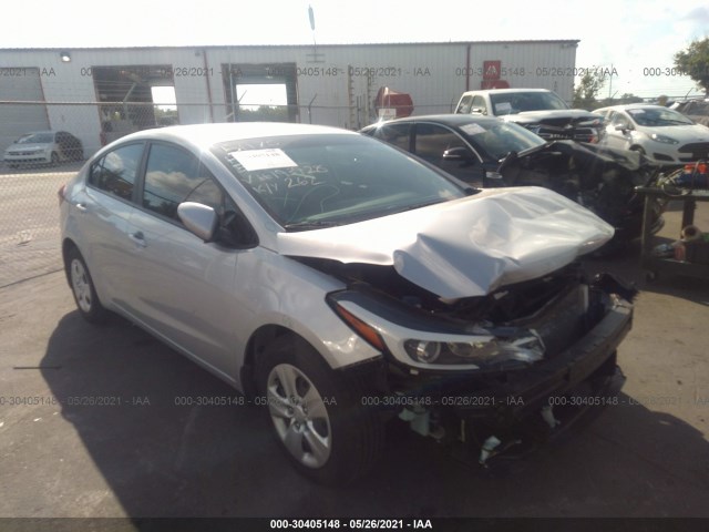 KIA FORTE 2018 3kpfl4a74je193928