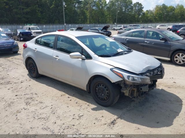 KIA FORTE 2018 3kpfl4a74je197106