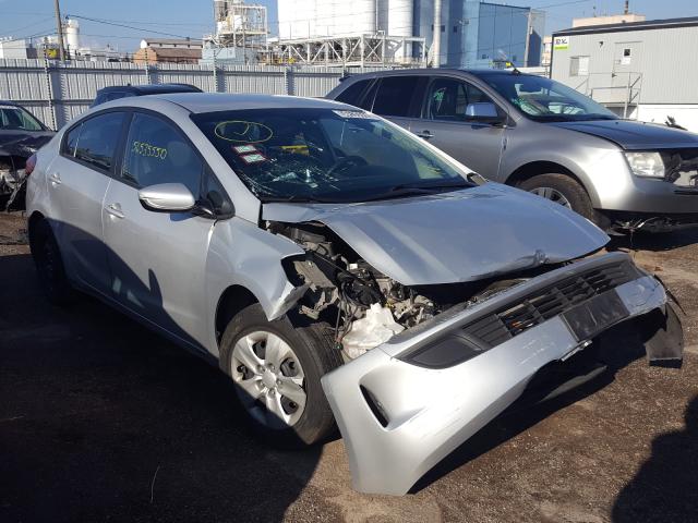 KIA FORTE LX 2018 3kpfl4a74je248457