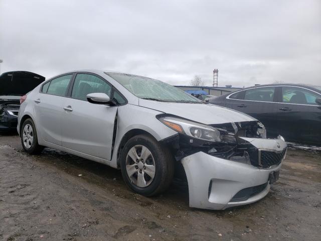 KIA FORTE LX 2017 3kpfl4a75he134123