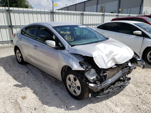 KIA FORTE LX 2018 3kpfl4a75je247267