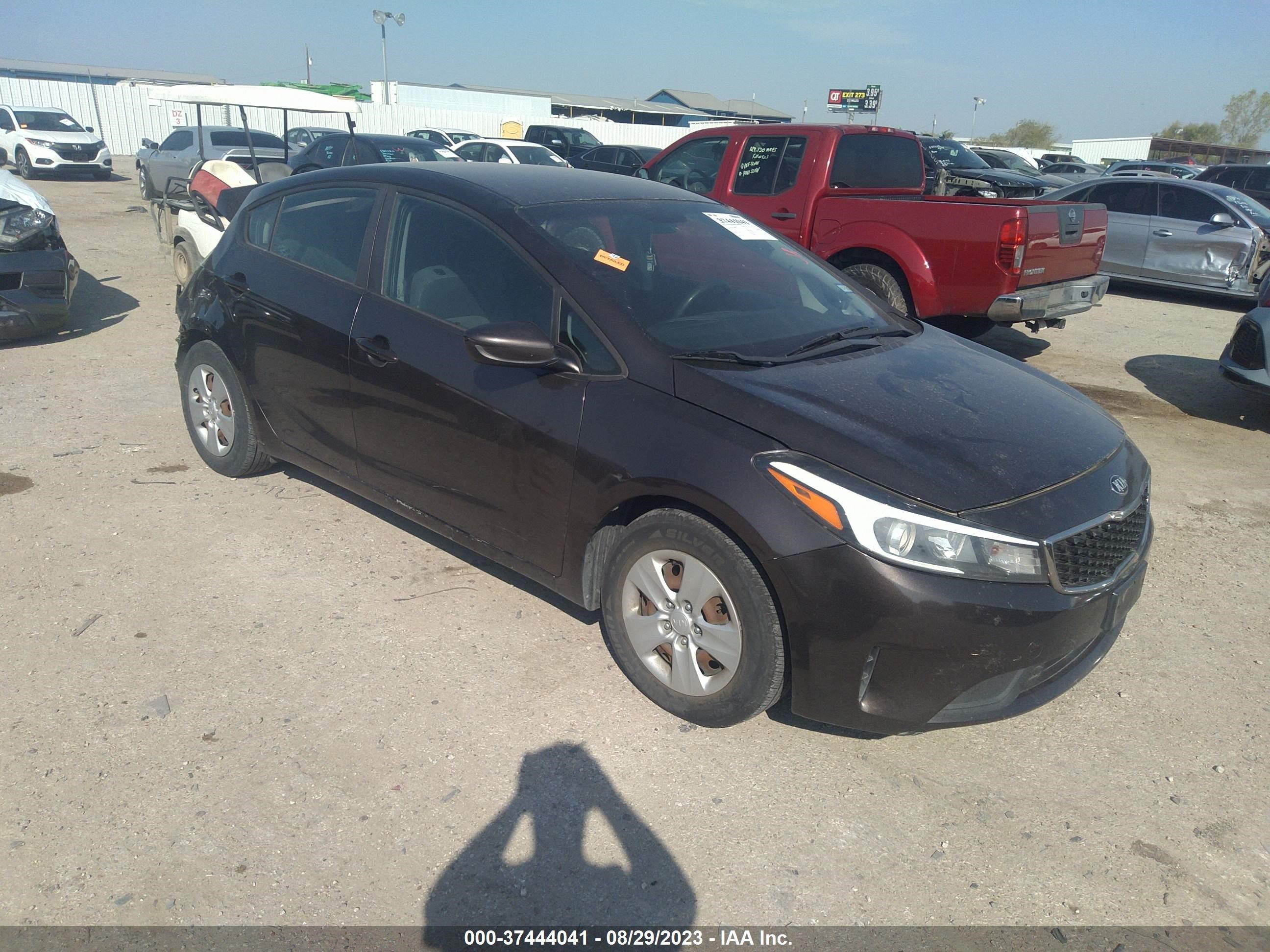 KIA FORTE 2017 3kpfl4a76he068651