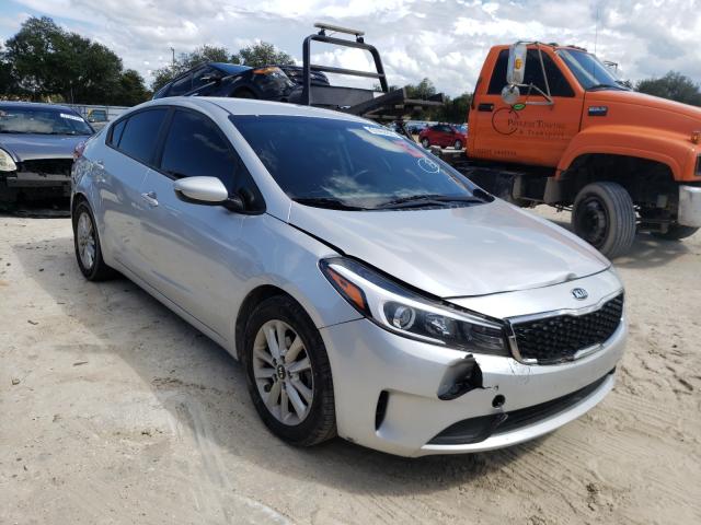 KIA FORTE LX 2017 3kpfl4a76he078404