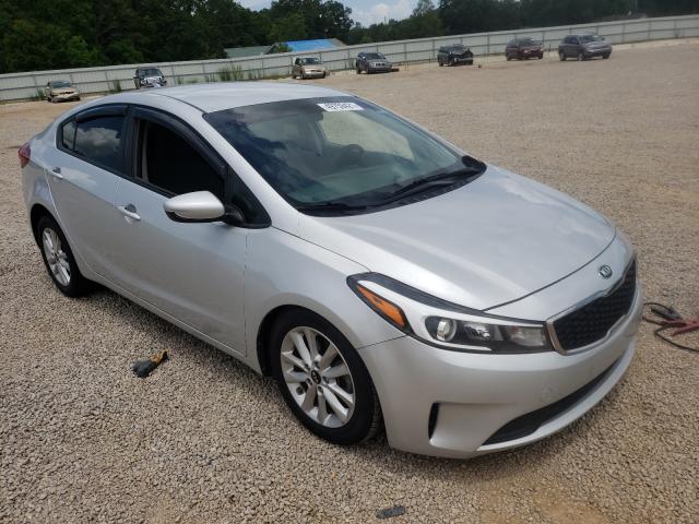 KIA FORTE LX 2017 3kpfl4a76he129853