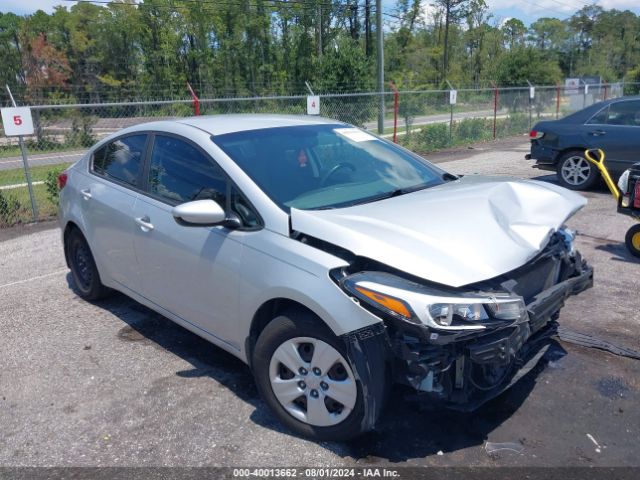 KIA FORTE 2017 3kpfl4a76he135684