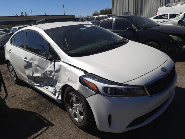 KIA FORTE LX 2018 3kpfl4a76je197429