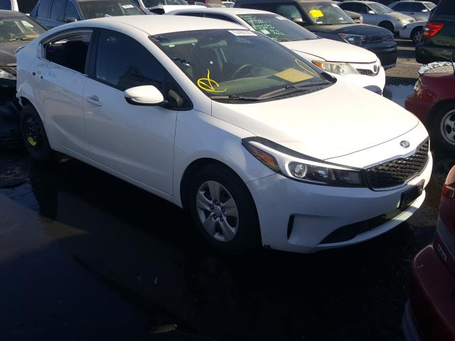 KIA FORTE LX 2018 3kpfl4a76je205934