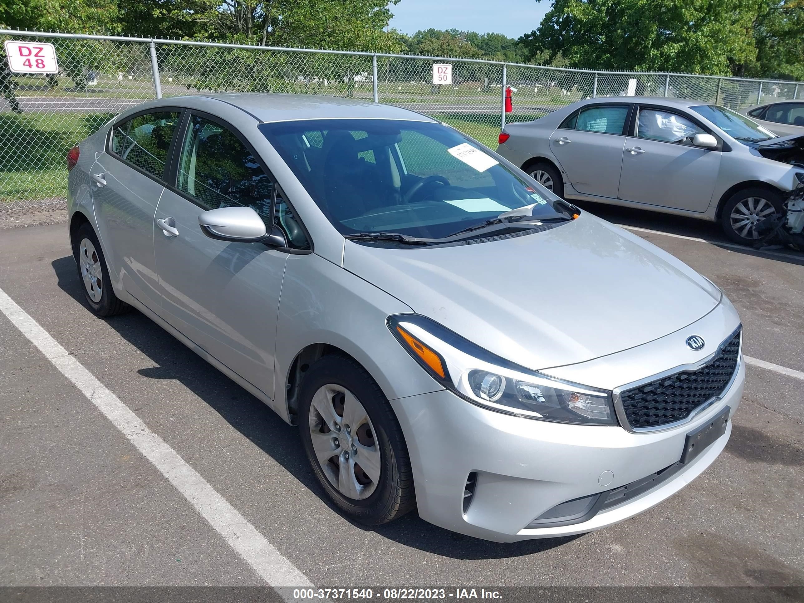 KIA FORTE 2018 3kpfl4a77je191106