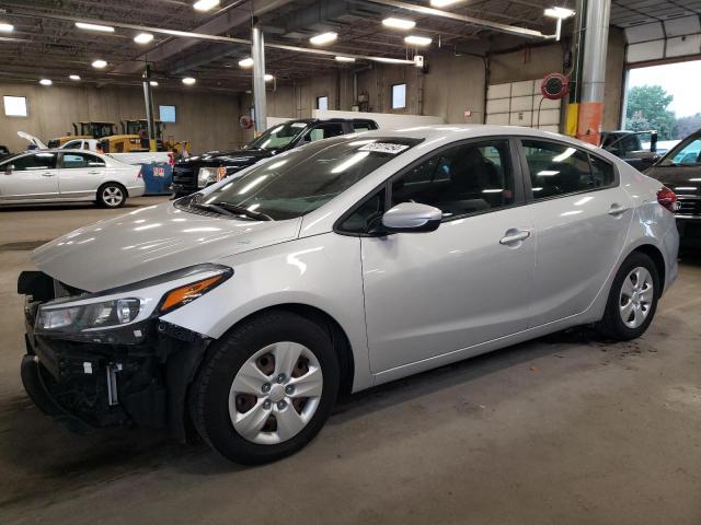 KIA FORTE LX 2018 3kpfl4a77je199397