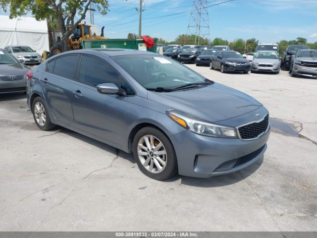 KIA FORTE 2017 3kpfl4a78he049714