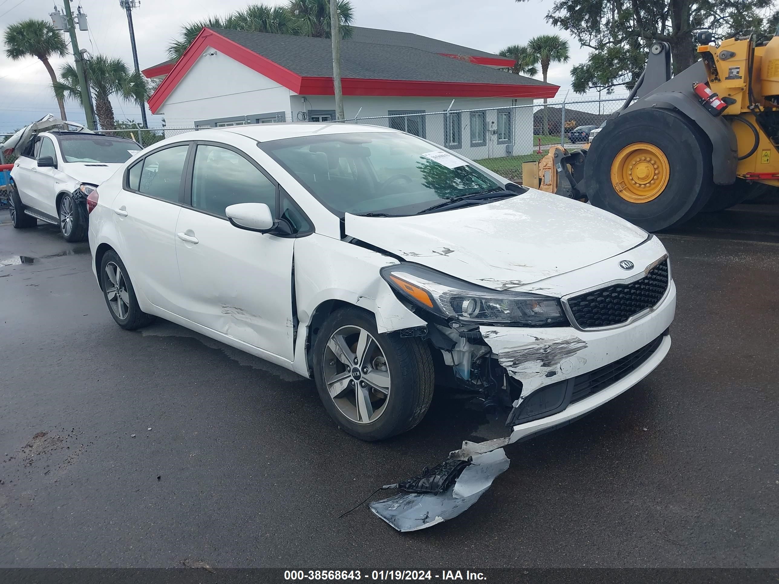 KIA FORTE 2018 3kpfl4a78je187016