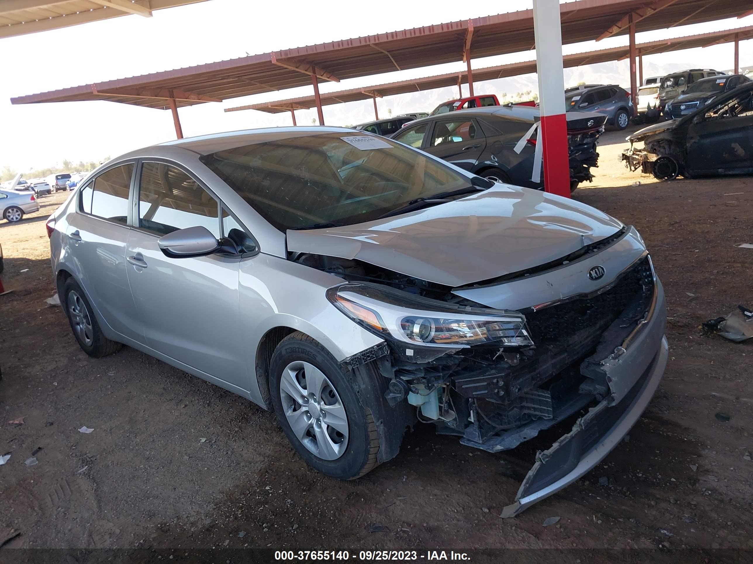 KIA FORTE 2018 3kpfl4a78je199389