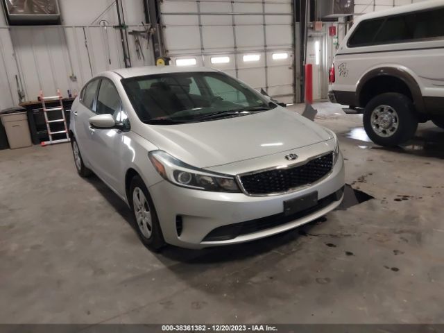 KIA FORTE 2018 3kpfl4a78je218488