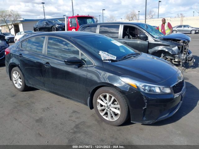 KIA FORTE 2017 3kpfl4a79he020271