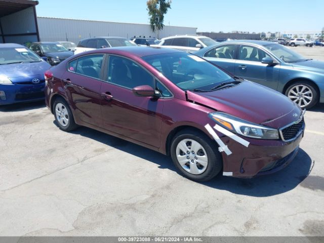 KIA FORTE 2018 3kpfl4a79je204194