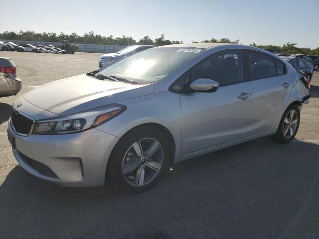 KIA FORTE LX 2018 3kpfl4a79je250270