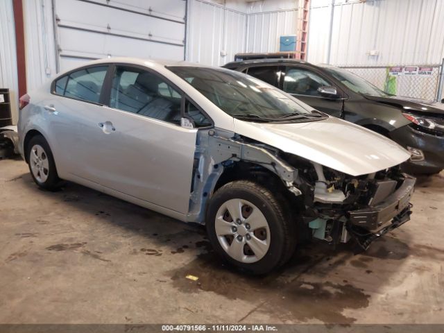 KIA FORTE 2018 3kpfl4a7xje218489