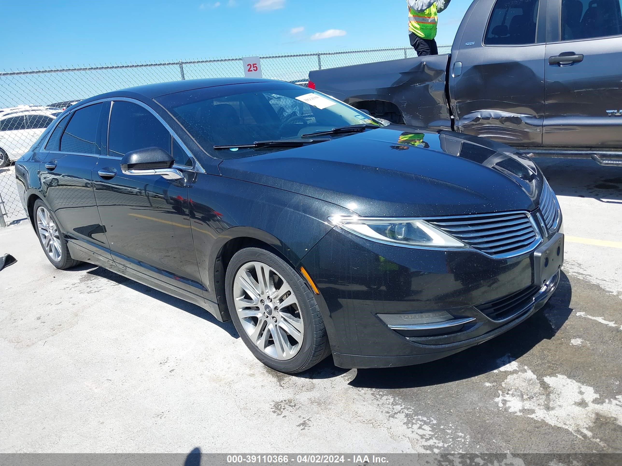 LINCOLN MKZ 2015 3ln6l2gk2fr613066