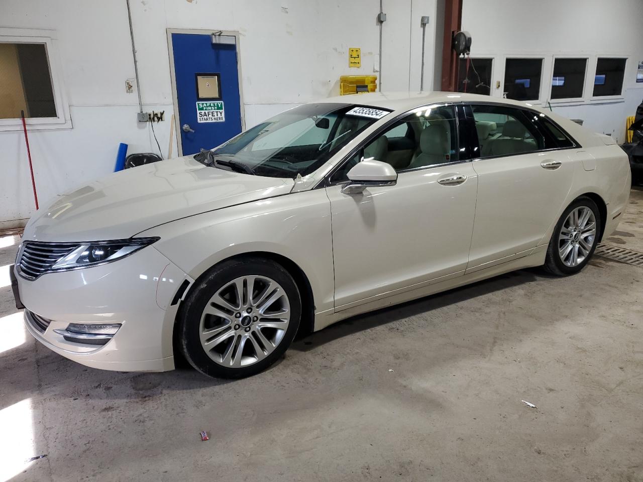 LINCOLN MKZ 2015 3ln6l2gk3fr613853