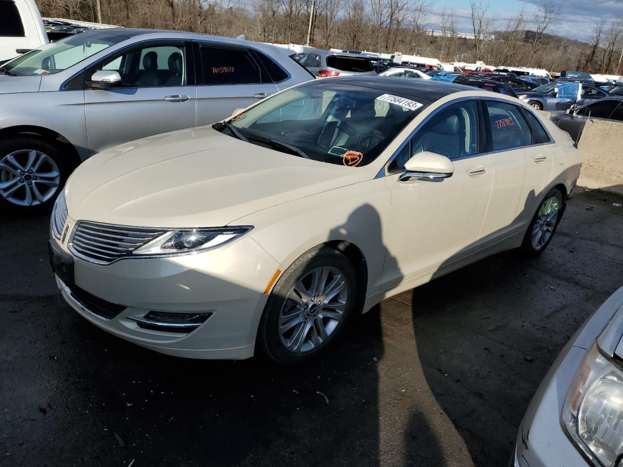 LINCOLN MKZ 2014 3ln6l2lu6er821313