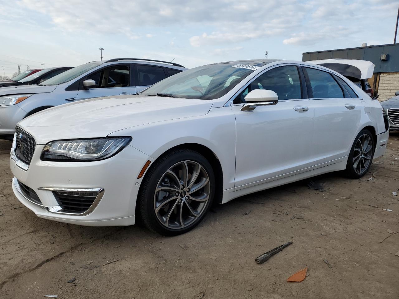 LINCOLN MKZ 2019 3ln6l5fc1lr609159