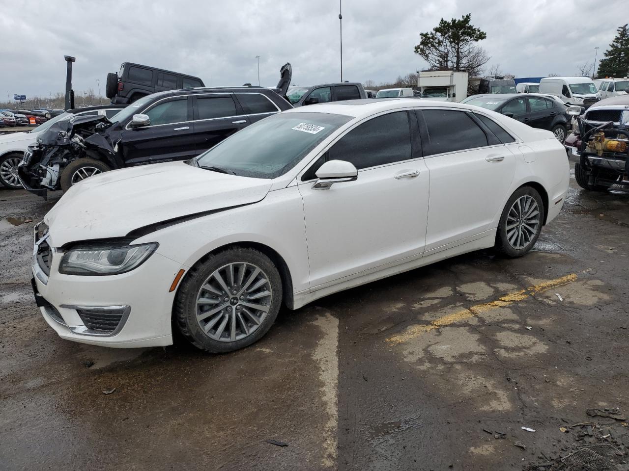 LINCOLN MKZ 2018 3ln6l5lu3jr607861