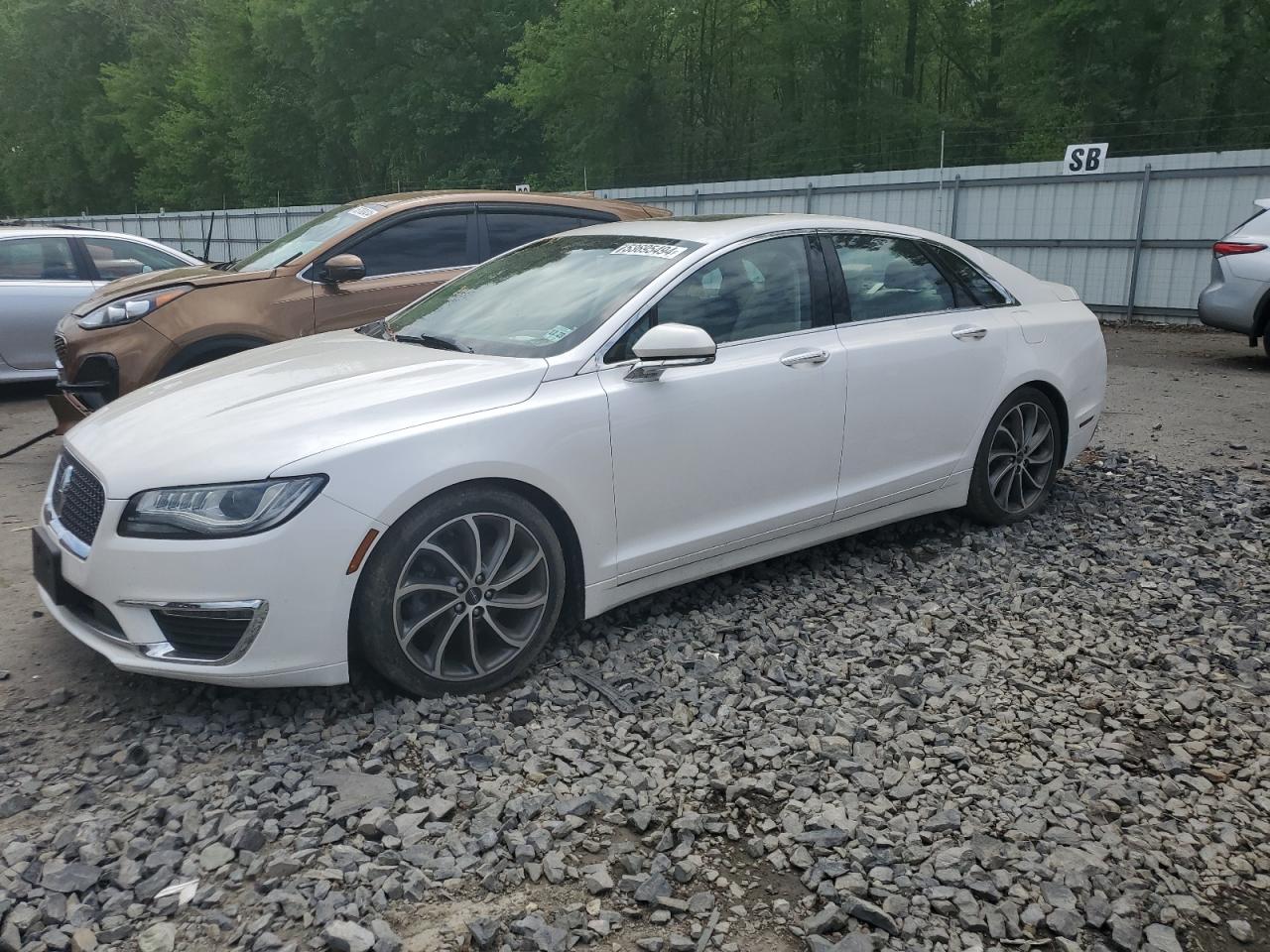 LINCOLN MKZ 2019 3ln6l5luxkr604893