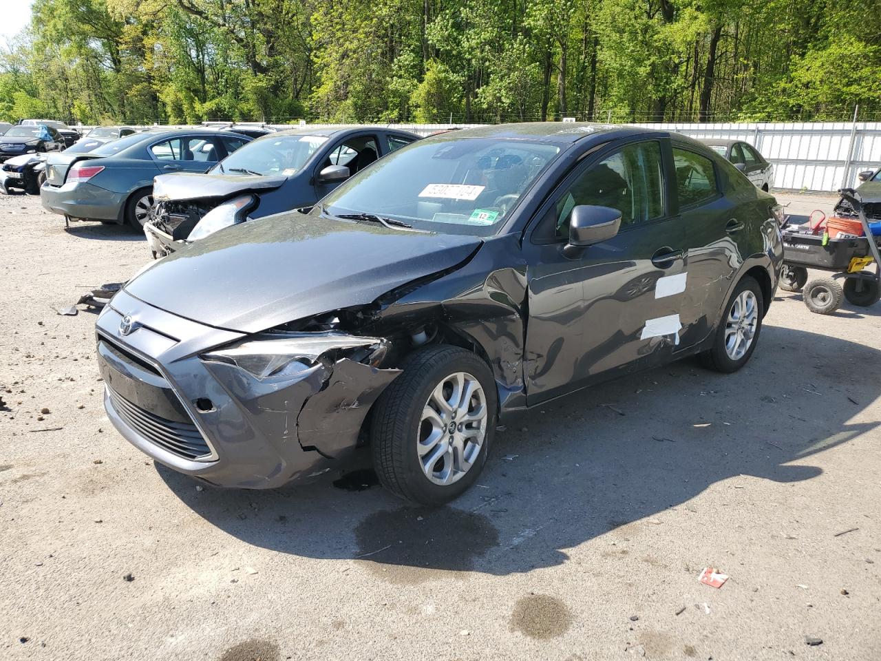 TOYOTA YARIS 2017 3mydlbyv1hy159312