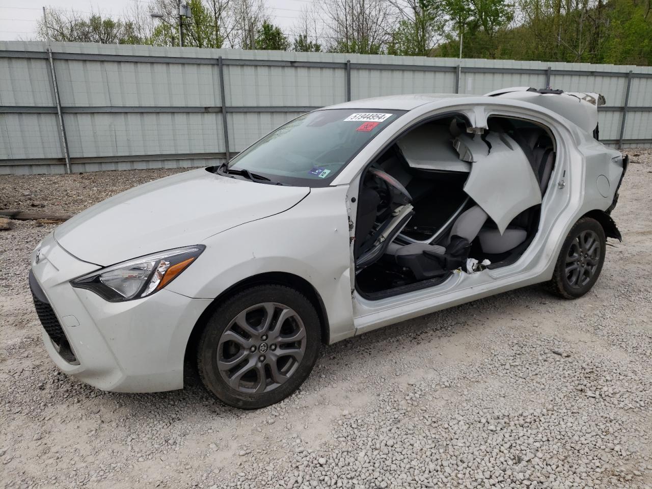 TOYOTA YARIS 2019 3mydlbyv1ky521985