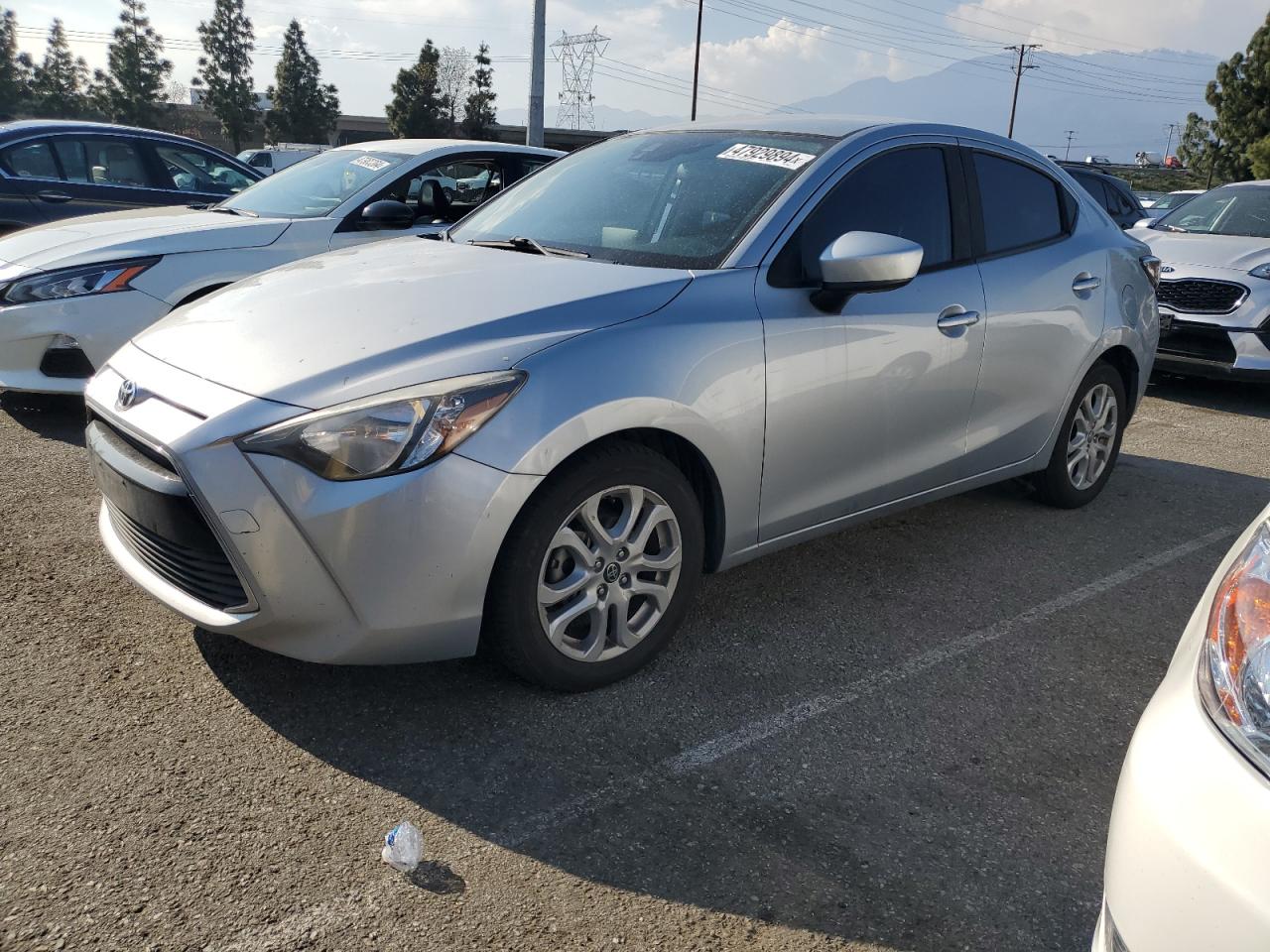 TOYOTA YARIS 2017 3mydlbyv9hy186905